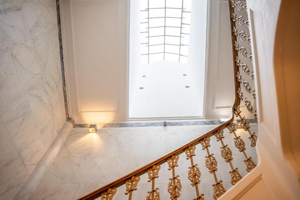 Guest House - Palacio Diana エヴォラ エクステリア 写真