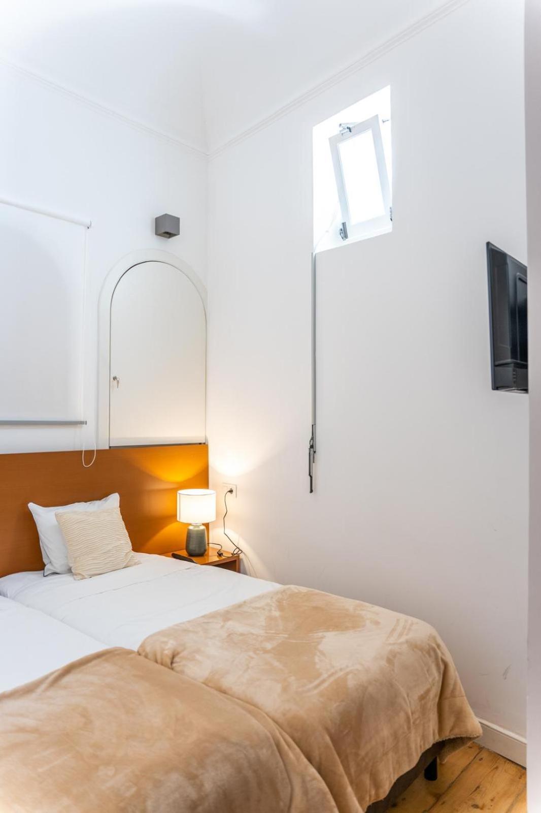 Guest House - Palacio Diana エヴォラ エクステリア 写真